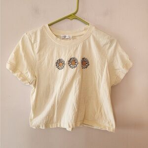 Love and lazy days yellow grand canyon cropped t shirt size womens small